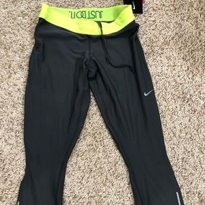 🌟NWT🌟 Nike sport leggings